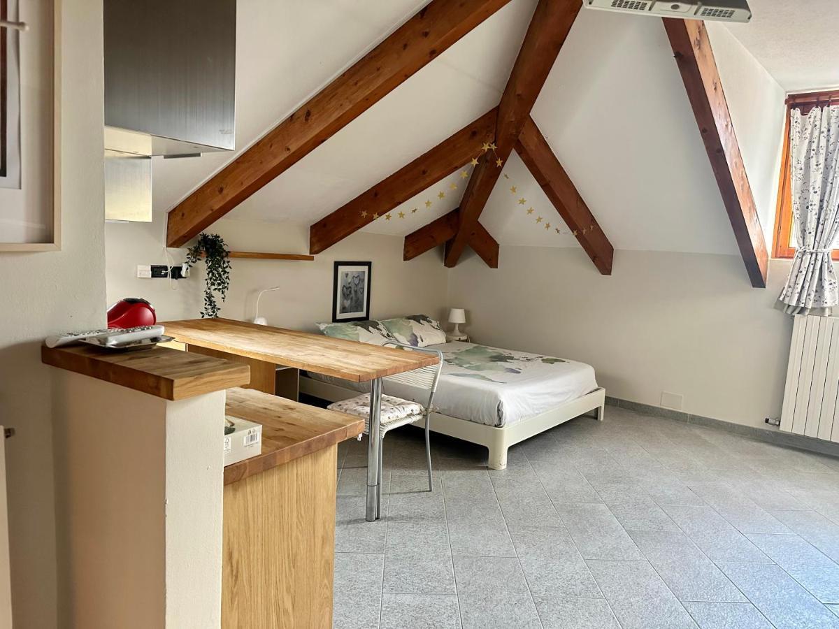 Loft Centro Storico Tommaso Apartment Turin Bagian luar foto