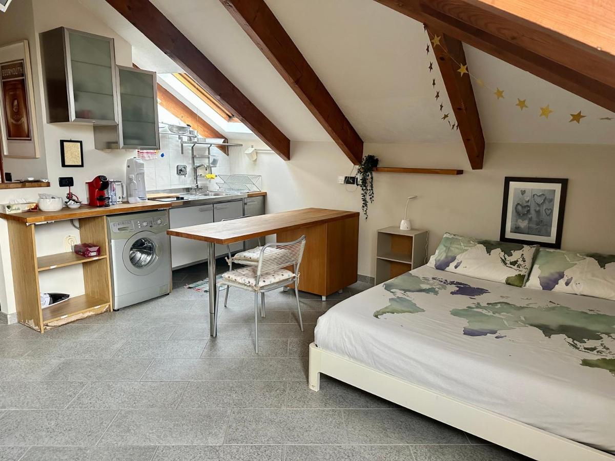 Loft Centro Storico Tommaso Apartment Turin Bagian luar foto