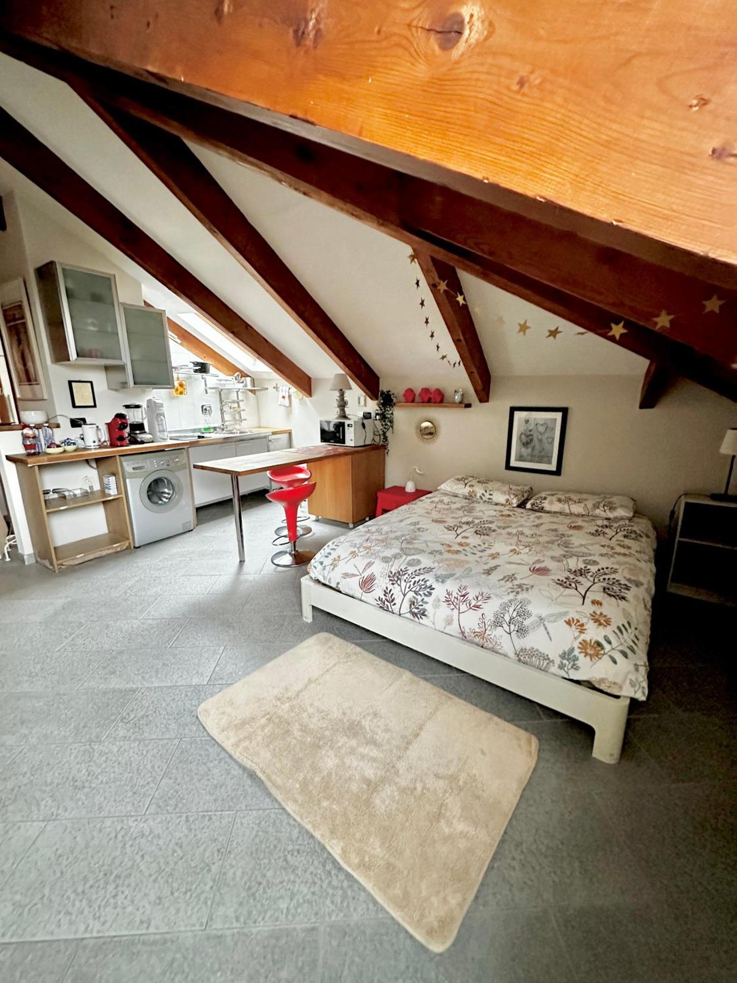 Loft Centro Storico Tommaso Apartment Turin Bagian luar foto