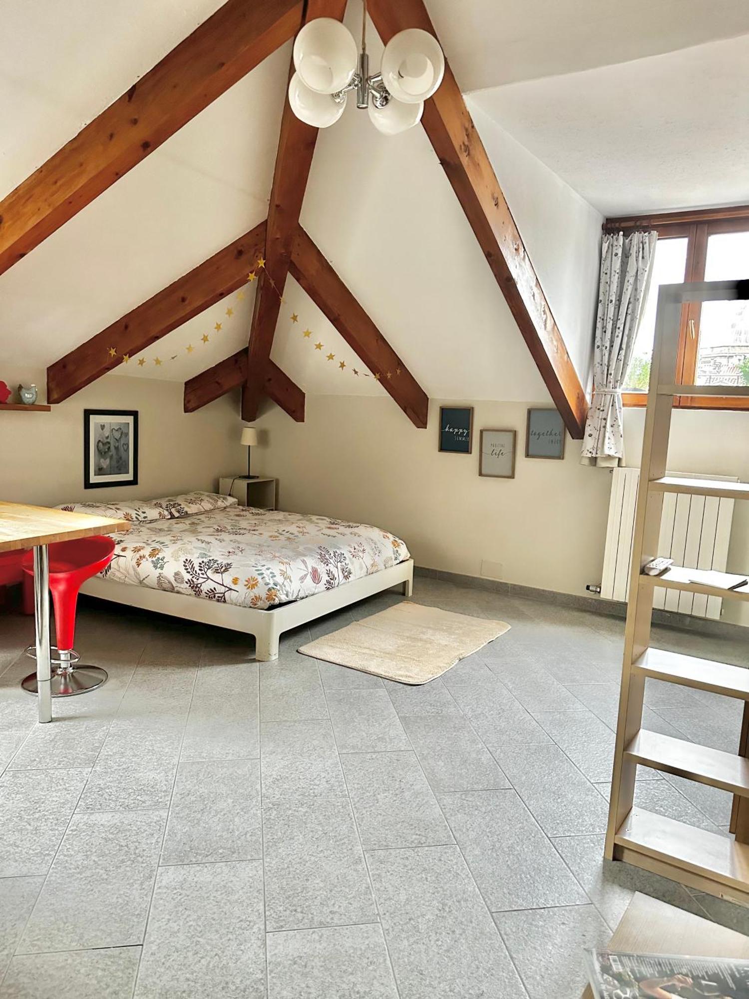 Loft Centro Storico Tommaso Apartment Turin Bagian luar foto