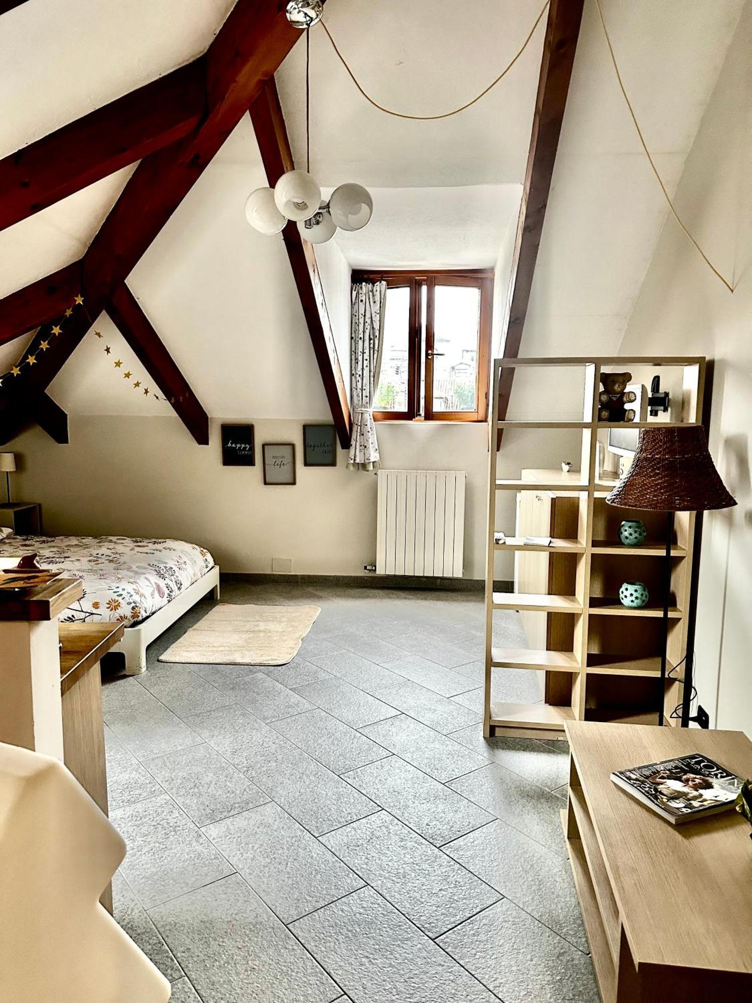 Loft Centro Storico Tommaso Apartment Turin Bagian luar foto