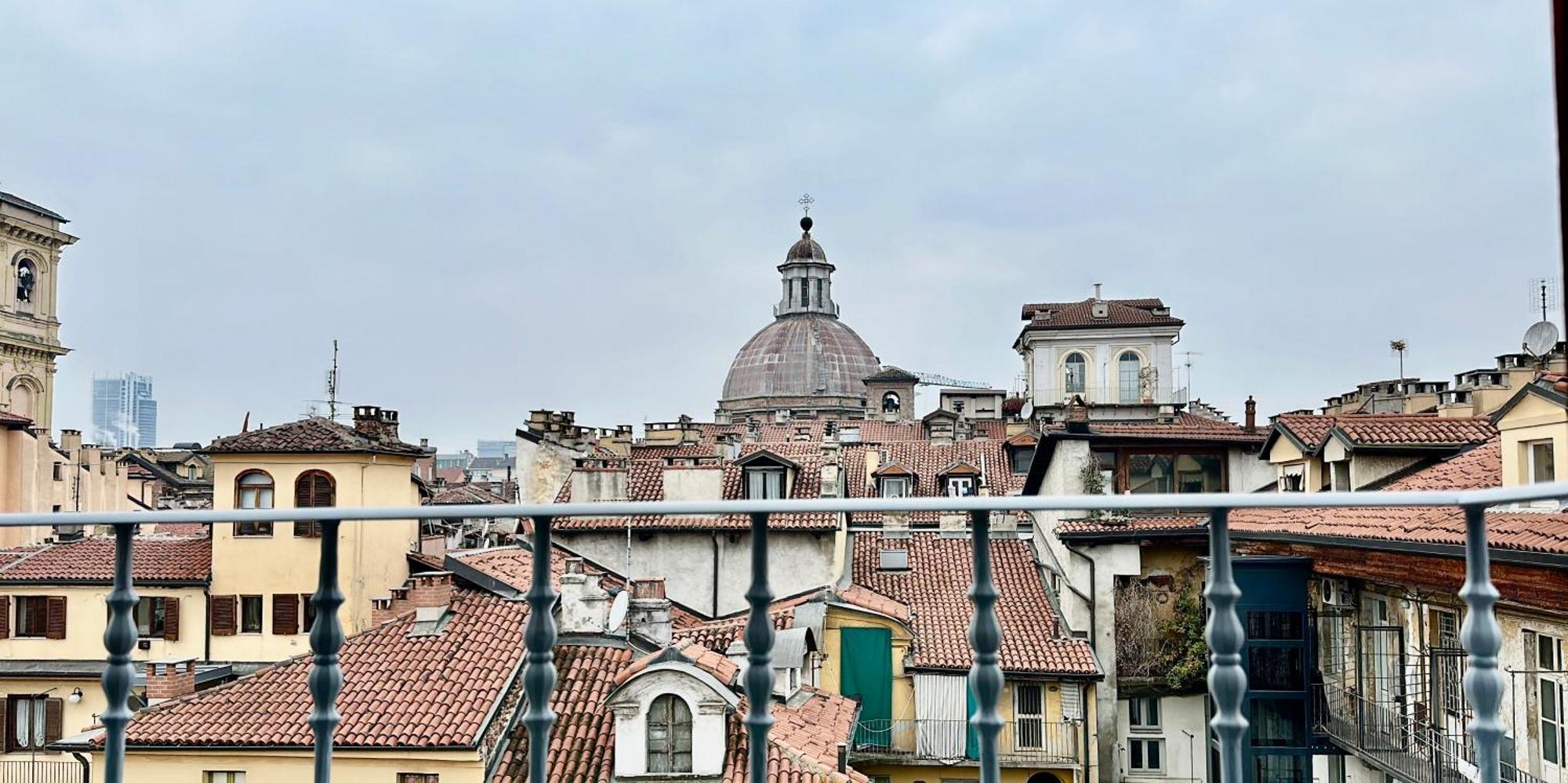 Loft Centro Storico Tommaso Apartment Turin Bagian luar foto